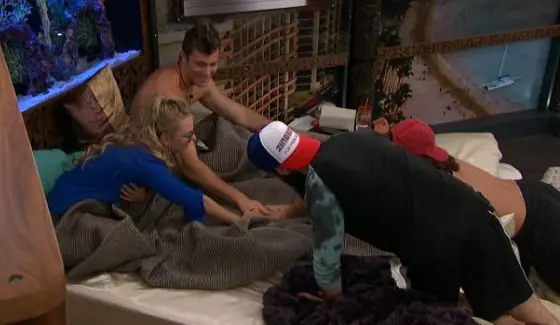 Nicole and Corey form a F4 with Victor and Paul