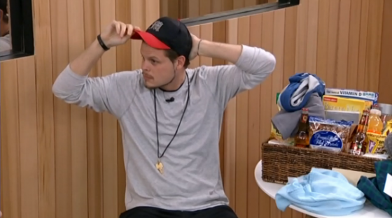 BB16-0814-Derrick-HOH