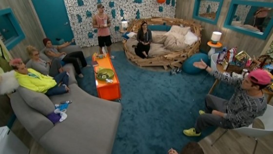 bb16-bblf-20140810-0249-hoh-room-02