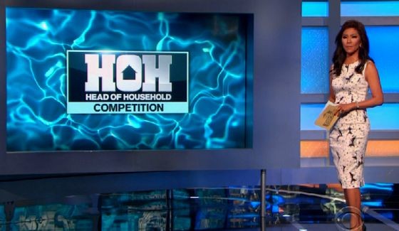 Julie Chen hosts HoH competition