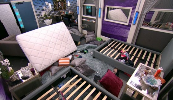 Big Brother 17 House gets trashed in the Veto comp