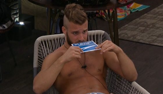 Paulie tries to sniff out his ticket