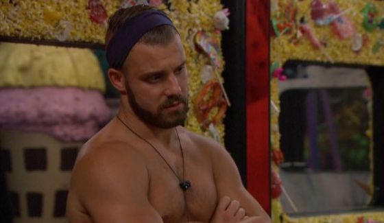 Paulie talks with James on BB18