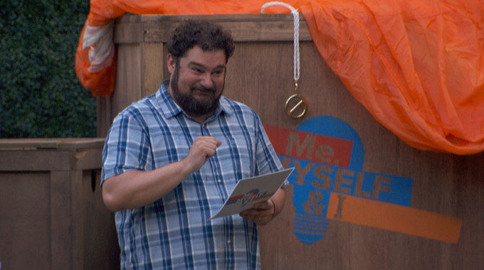 Bobby Moynihan hosts Big Brother 19 Veto comp