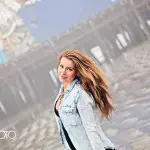 Elissa Reilly by the water 01 - Philip Alan Photography