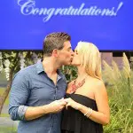 Jeff Schroeder proposes to his girlfriend Jordan Lloyd