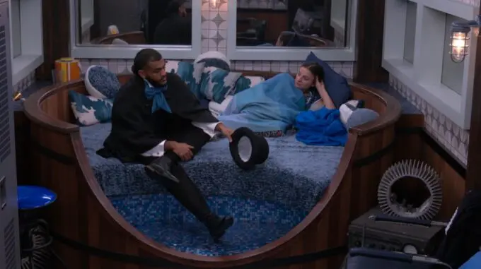 Yash talks to Mallory on BB28 - Source: CBS
