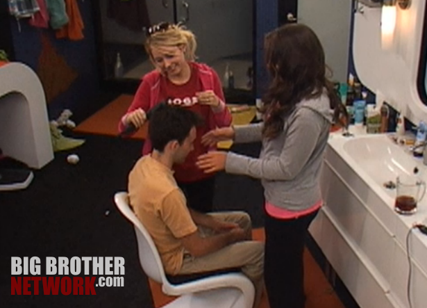 BB14-Live-Feeds-Ian-flatiron