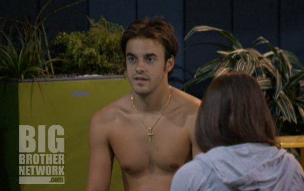 BB14-Live-Feeds-09-02-Dan