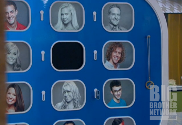 BB14-Live-Feeds-09-04-memory-wall