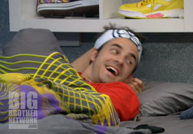 BB14-Live-Feeds-09-17-dan-laughing