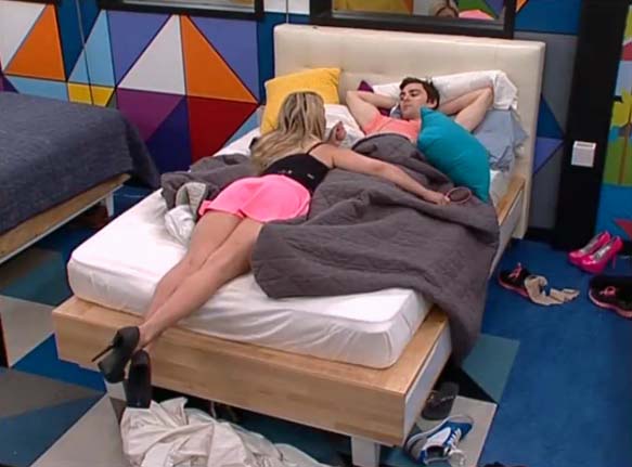 BB15-Live-Feeds-0708-GM-nick