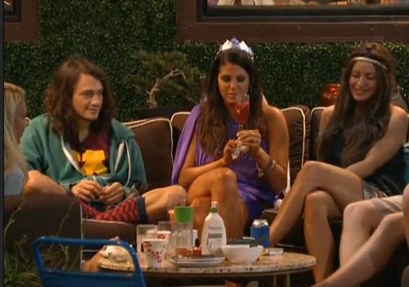 BB15-Live-Feeds-0806-5