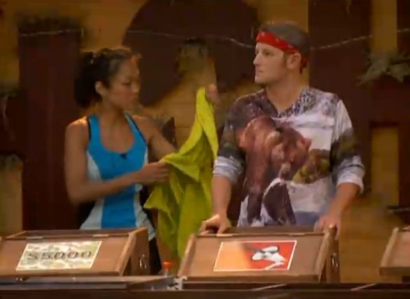 Big Brother 15 HoH comp Helen and Judd