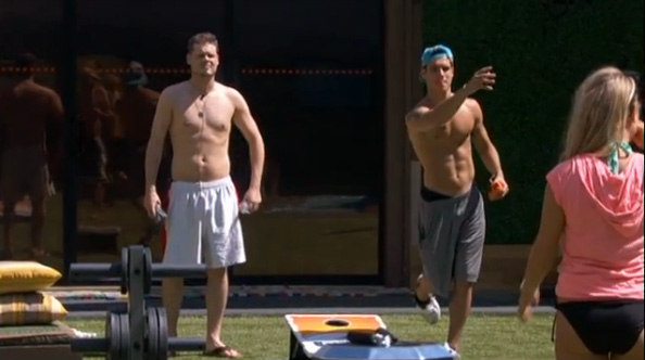 BB16-0706-cornhole