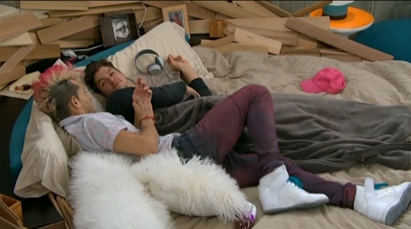 BB16-0725-Frankie-loves-Zach