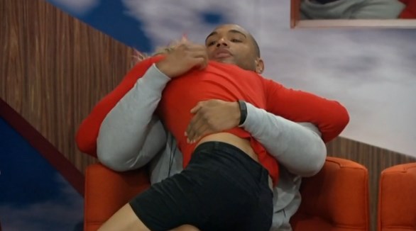 bb16-20140712-1040-devin-frankie