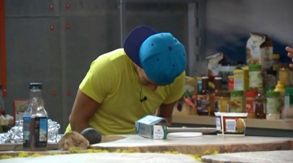 bb16-20140822-1616-frankie