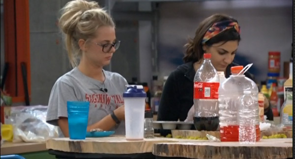 BB16-0901-Nicole-Victoria