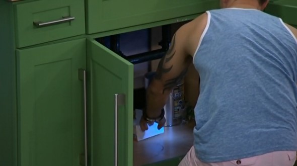 bb16-20140907-0549-caleb