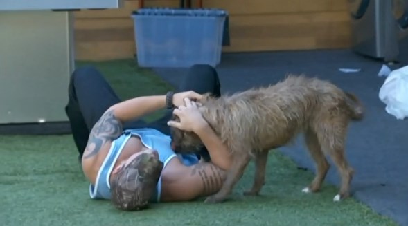 bb16-20140909-1013-izzy-caleb