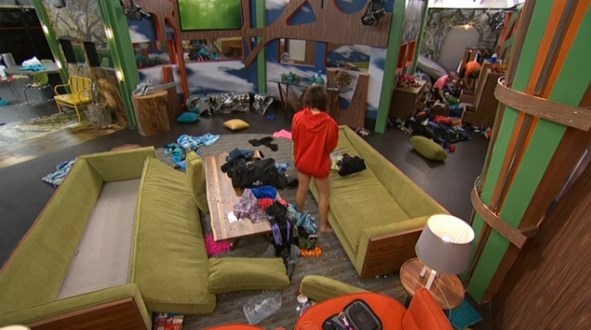 bb16-20140911-1307-victoria