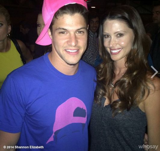 bb16-finale-party-zach-shannon