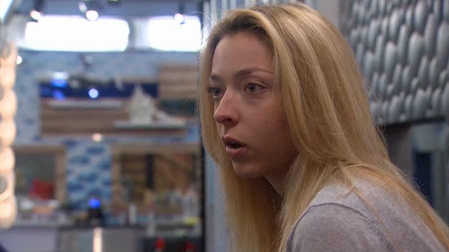 bb17-feeds-20150707-2152-julia-01