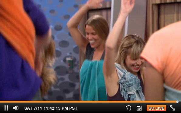 bb17-feeds-20150711-2342-toga-01