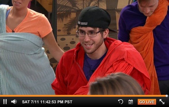 bb17-feeds-20150711-2342-toga-02