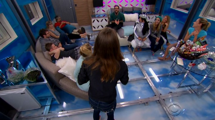 bb17-epi21-hoh-room-02