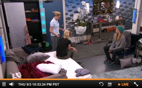 bb17-feeds-20150903-2253-twins-vanessa