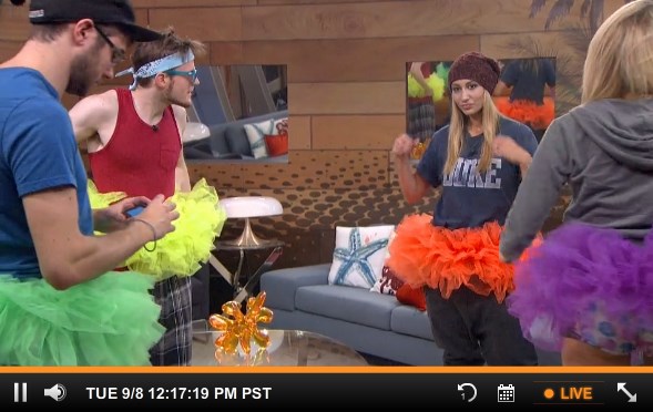 bb17-feeds-20150908-1217-tutus