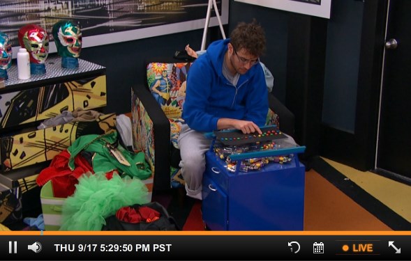 bb17-feeds-20150917-1729-steve-candy