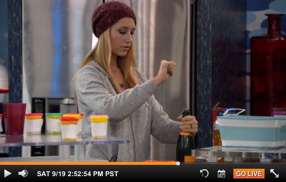 bb17-feeds-20150919-1452-vanessa