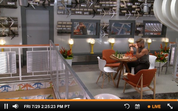 bb18-bblf-20160729-1425-paulie-chess