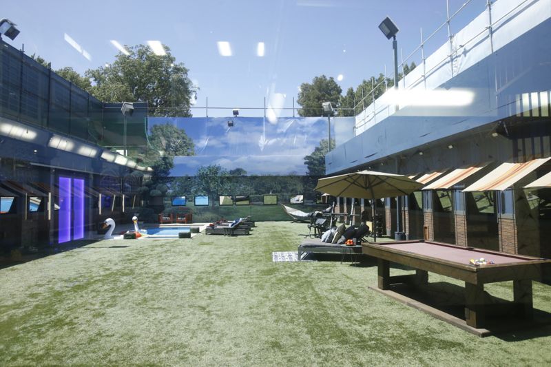 Big Brother 19 Backyard 03