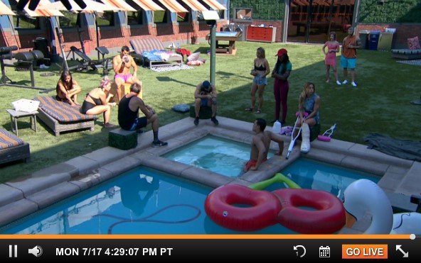 bb19-bblf-20170717-1629-backyard