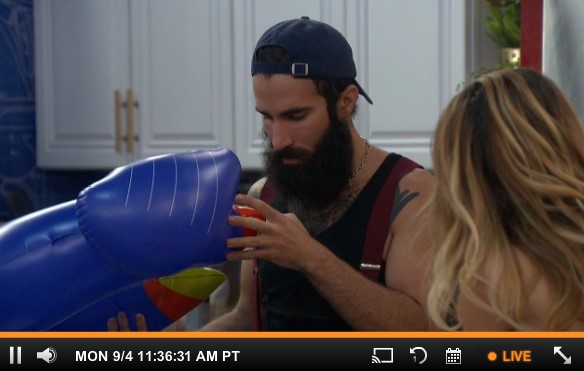 bb19-bblf-20170904-1136-paul-christmas-02