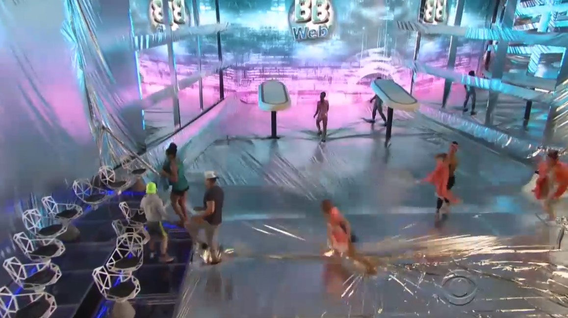 bb20-episode-01-hoh-comp-faceoff-01