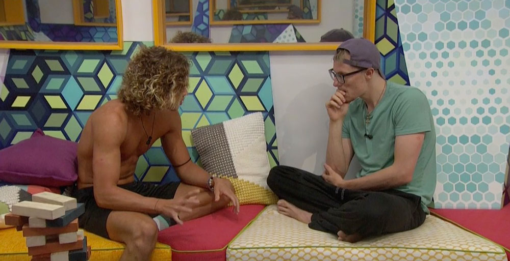 BB20-Live-Feeds-0711-AM-4