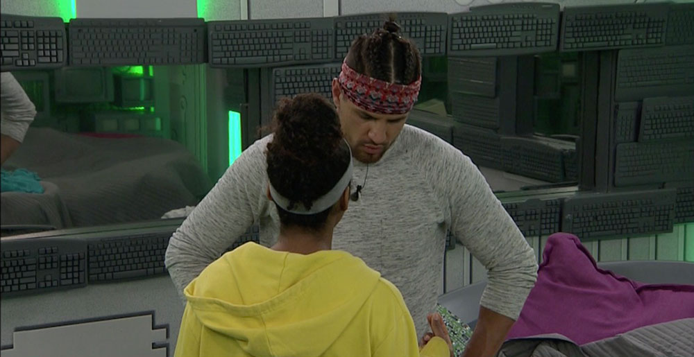 BB20-Live-Feeds-0713-AM-1