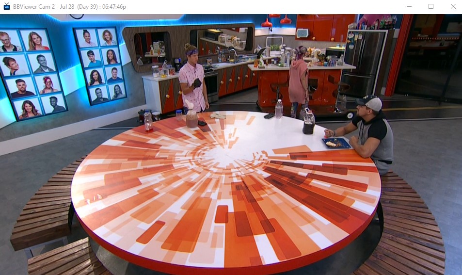 bb20-bblf-20180728-1847-kitchen