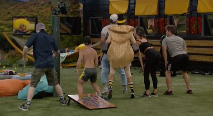 BB20-Live-Feeds-0805-PM-8