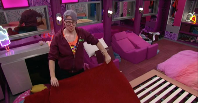 BB20-Live-Feeds-0820-PM-7