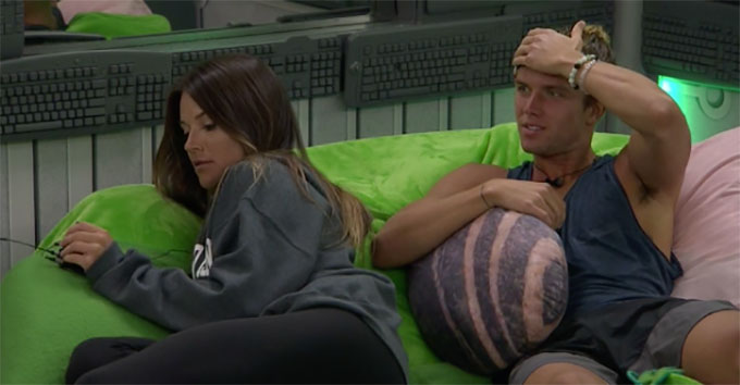 BB20-Live-Feeds-0821-PM-9