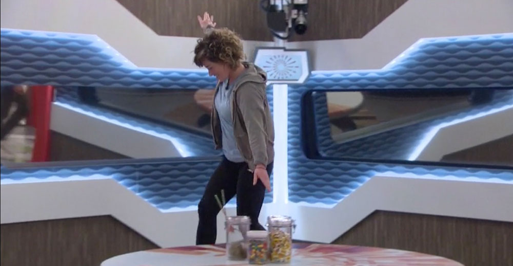 BB20-Live-Feeds-0824-AM-6