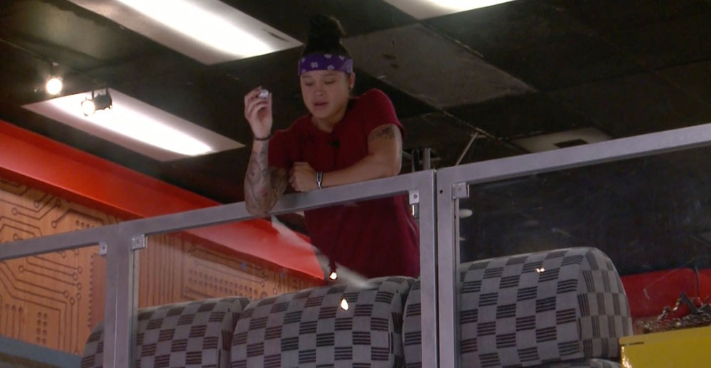 BB20-Live-Feeds-0904-4