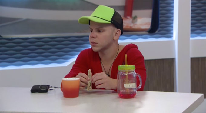 BB20-Live-Feeds-0919-5