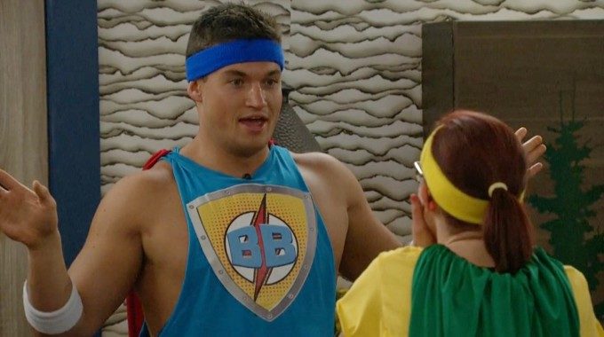 Jackson congratulates Nicole on BB21